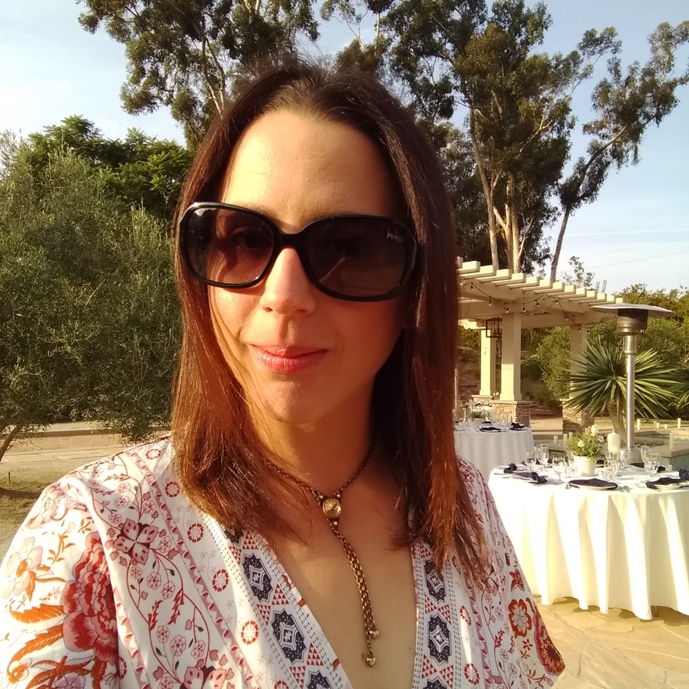 Meet your Posher, Adri